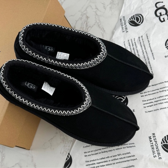 with Box /UGG Tasman Suede upper Slipper Mens Black US 9 - Picture 6 of 9